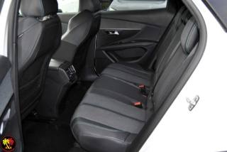 PEUGEOT 3008 usata, con Autoradio digitale