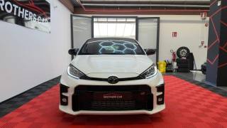 TOYOTA Yaris usata, con Airbag
