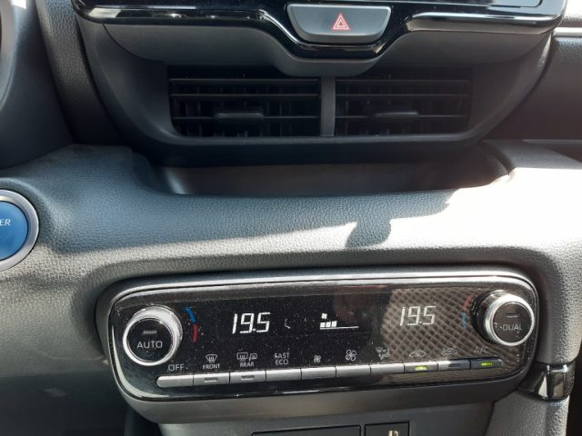 TOYOTA Yaris usata, con Climatizzatore