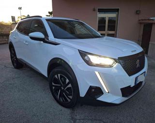 PEUGEOT 2008 usata, con Airbag