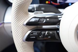 MERCEDES-BENZ E 220 usata, con Specchietti laterali elettrici