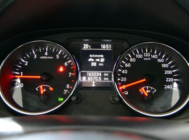 NISSAN Qashqai+2 usata, con Cruise Control