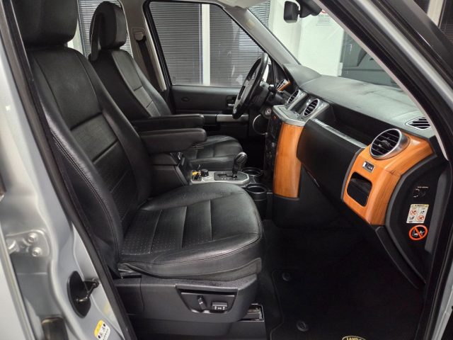 LAND ROVER Discovery usata, con Sospensioni pneumatiche