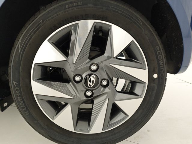 HYUNDAI i10 usata, con Specchietti laterali elettrici