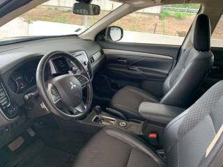 MITSUBISHI Outlander usata, con Autoradio