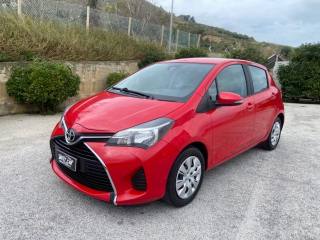 TOYOTA Yaris usata, con Autoradio