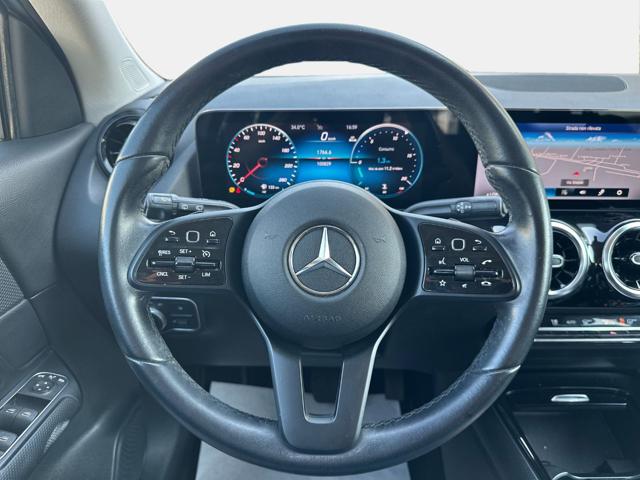 MERCEDES-BENZ GLA 200 usata, con Cerchi in lega