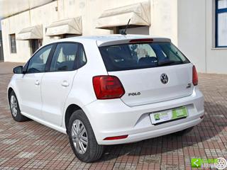 VOLKSWAGEN Polo usata, con Autoradio