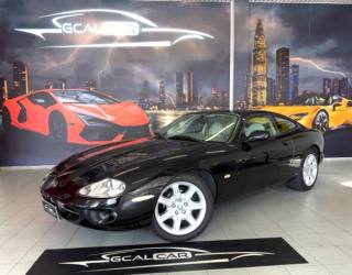 JAGUAR XK8 usata, con Airbag