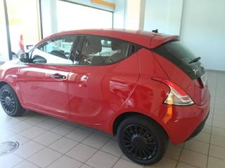LANCIA Ypsilon usata, con Autoradio