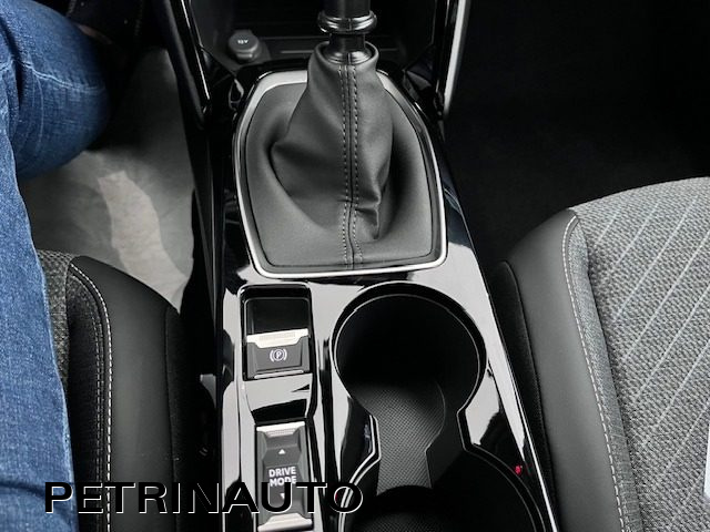 PEUGEOT 2008 usata, con Volante multifunzione