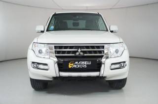 MITSUBISHI Pajero usata, con Airbag laterali