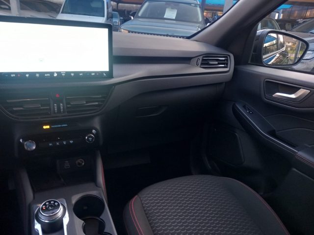 FORD Kuga usata, con Riconoscimento dei segnali stradali