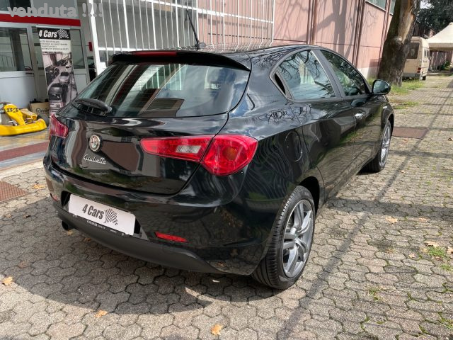ALFA ROMEO Giulietta usata, con Airbag