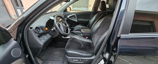 TOYOTA RAV 4 usata, con Servosterzo