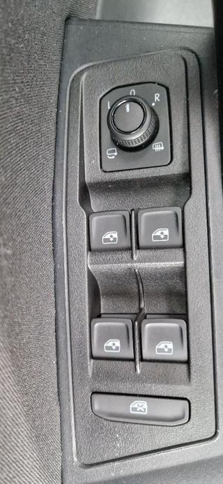 VOLKSWAGEN T-Roc usata, con Controllo trazione