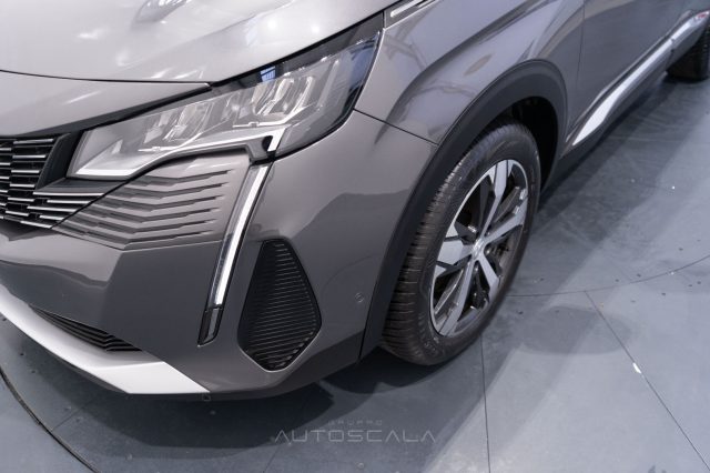 PEUGEOT 3008 usata, con Airbag testa