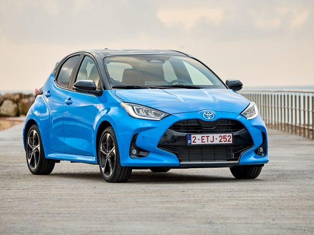 TOYOTA Yaris usata, con ABS