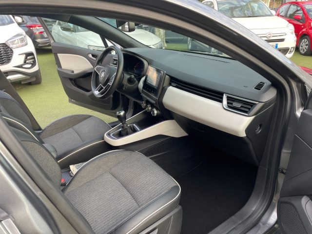 RENAULT Clio usata, con Controllo trazione