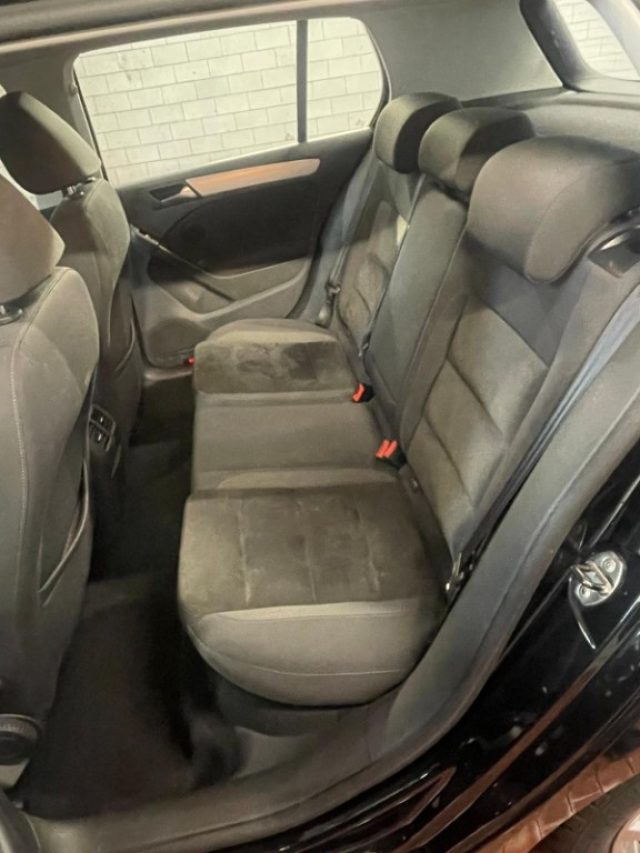 VOLKSWAGEN Golf usata, con Airbag