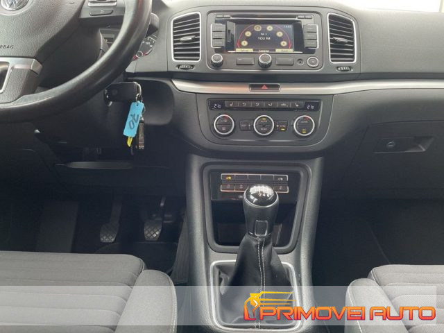VOLKSWAGEN Sharan usata, con Bracciolo