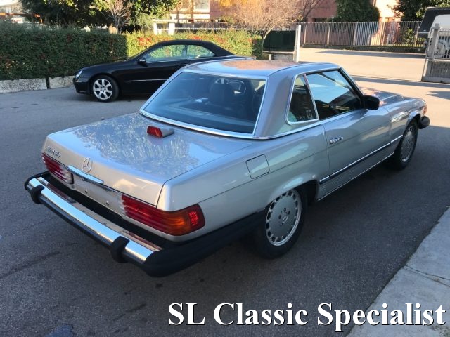 MERCEDES-BENZ SL 560 usata 12