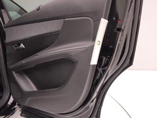 PEUGEOT 5008 usata, con Head-up display