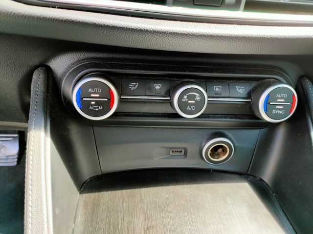 ALFA ROMEO Stelvio usata, con Controllo trazione