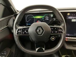 RENAULT Megane usata, con Sensori di parcheggio posteriori