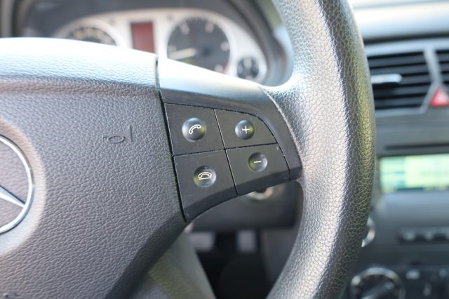 MERCEDES-BENZ B 180 usata, con Sensore di pioggia