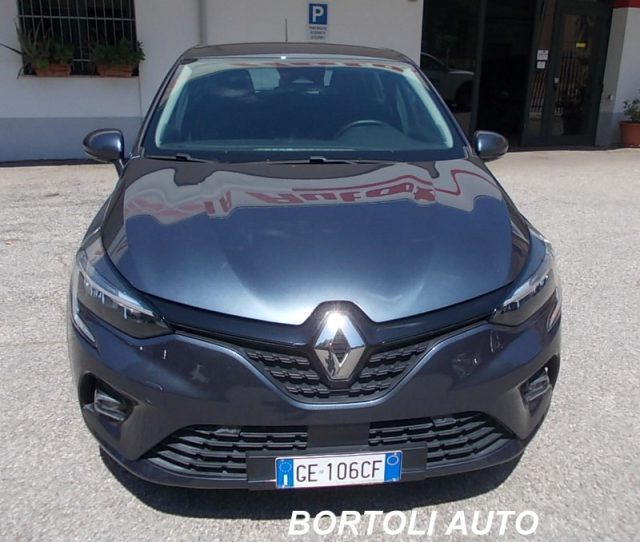 RENAULT Clio usata, con Sensori di parcheggio anteriori