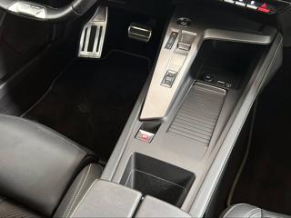 PEUGEOT 308 usata, con Touch screen
