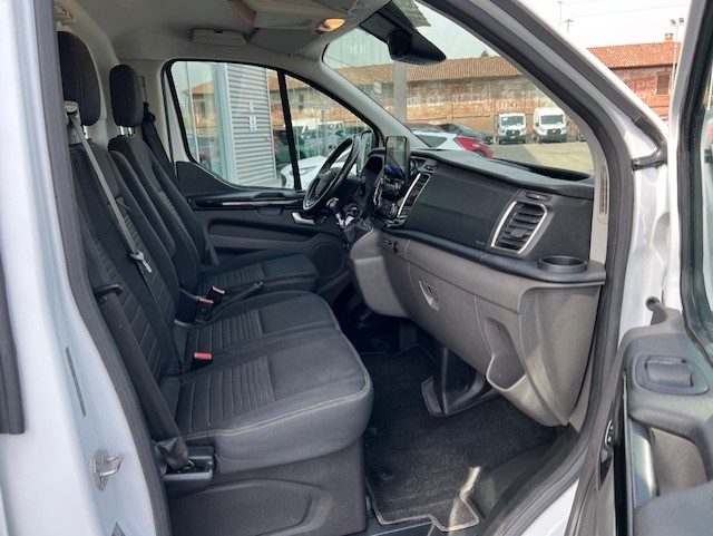 FORD Transit Custom usata, con Fendinebbia