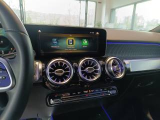 MERCEDES-BENZ GLB 200 usata, con Cruise Control