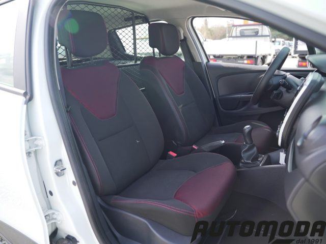 RENAULT Clio usata, con Servosterzo