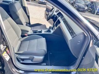 VOLKSWAGEN Passat Variant usata, con Autoradio