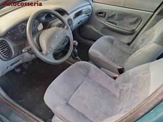 RENAULT Megane usata, con Autoradio
