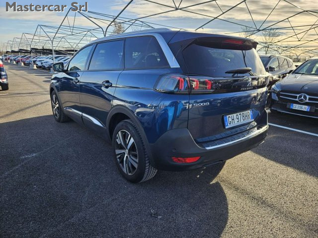 PEUGEOT 5008 usata, con Airbag Passeggero