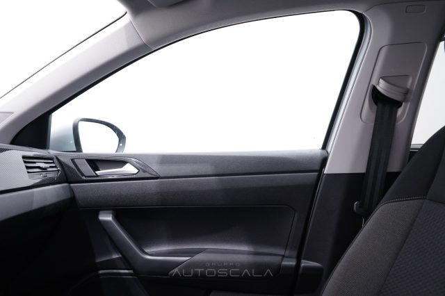 VOLKSWAGEN Taigo usata, con Frenata d