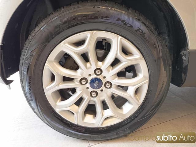 FORD EcoSport usata 26