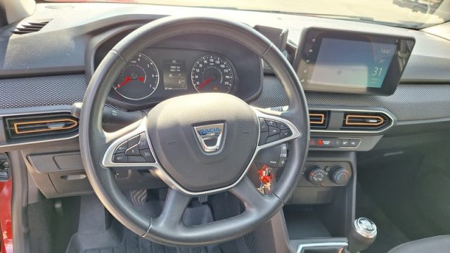 DACIA Sandero usata, con Fari LED