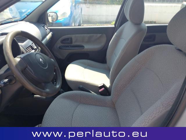 RENAULT Clio usata, con Chiusura centralizzata