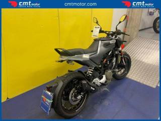 HUSQVARNA Svartpilen 401 usata 3