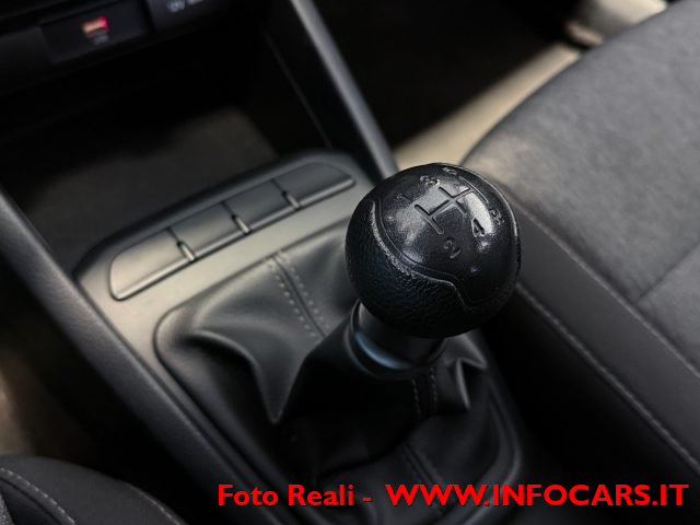 KIA Stonic usata, con Autoradio digitale