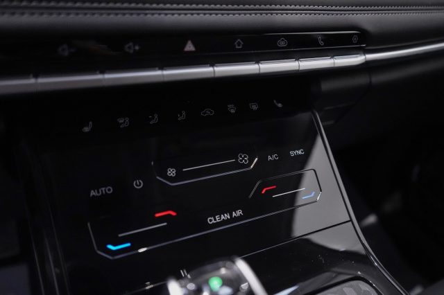DR MOTOR DR 6.0 usata, con Volante in pelle