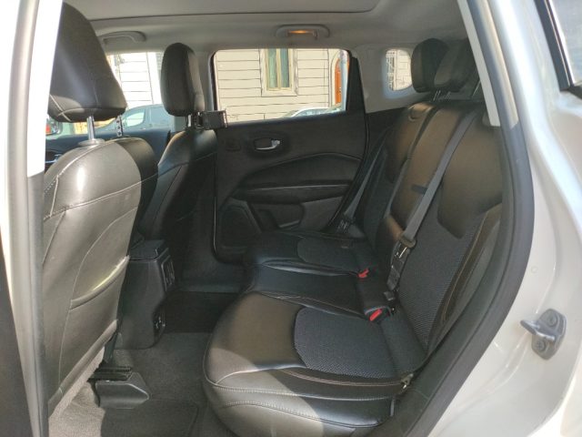 JEEP Compass usata, con Volante in pelle