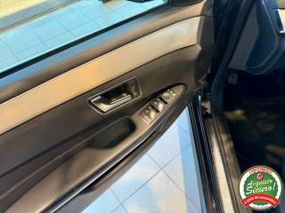 MERCEDES-BENZ E 200 usata, con Cerchi in lega