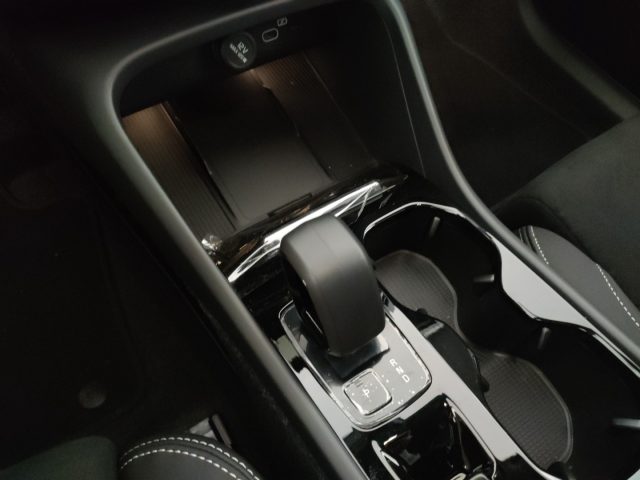 VOLVO XC40 usata, con Volante in pelle