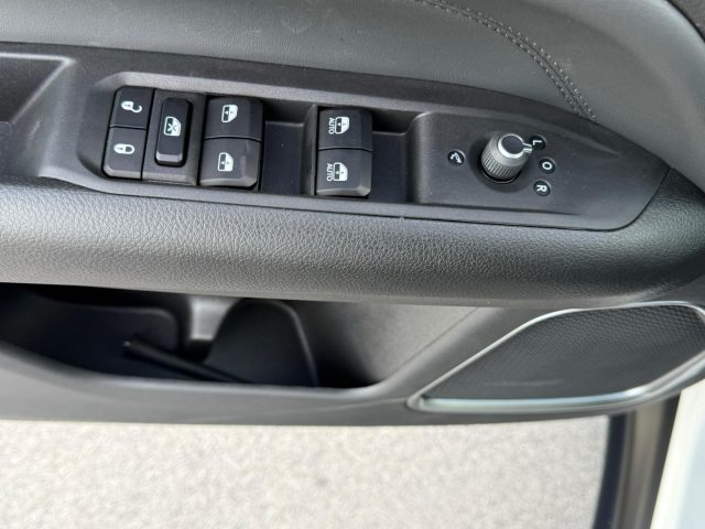 JEEP Compass usata, con Specchietti laterali elettrici