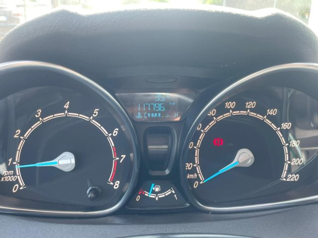 FORD Fiesta usata, con Bluetooth